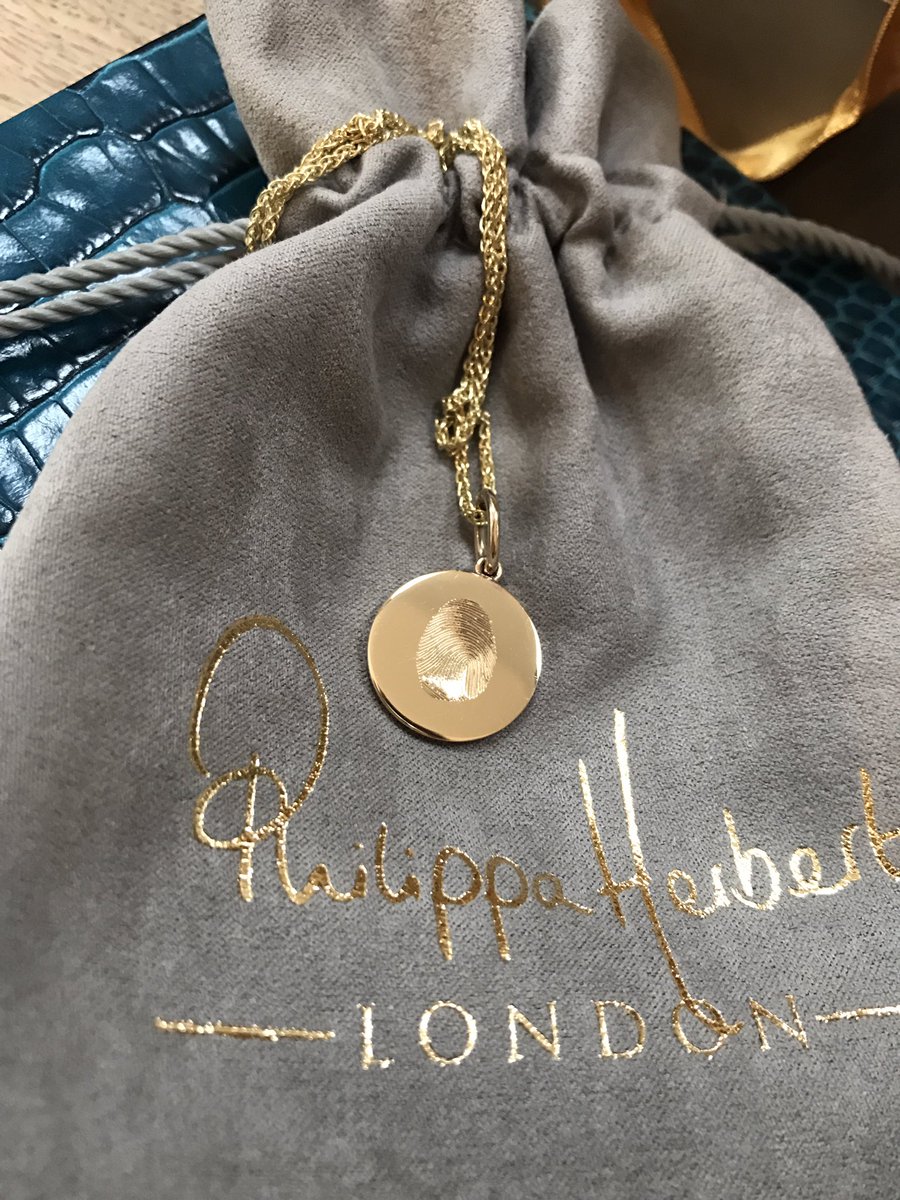 Gold fingerprint engraved charm necklace......❤