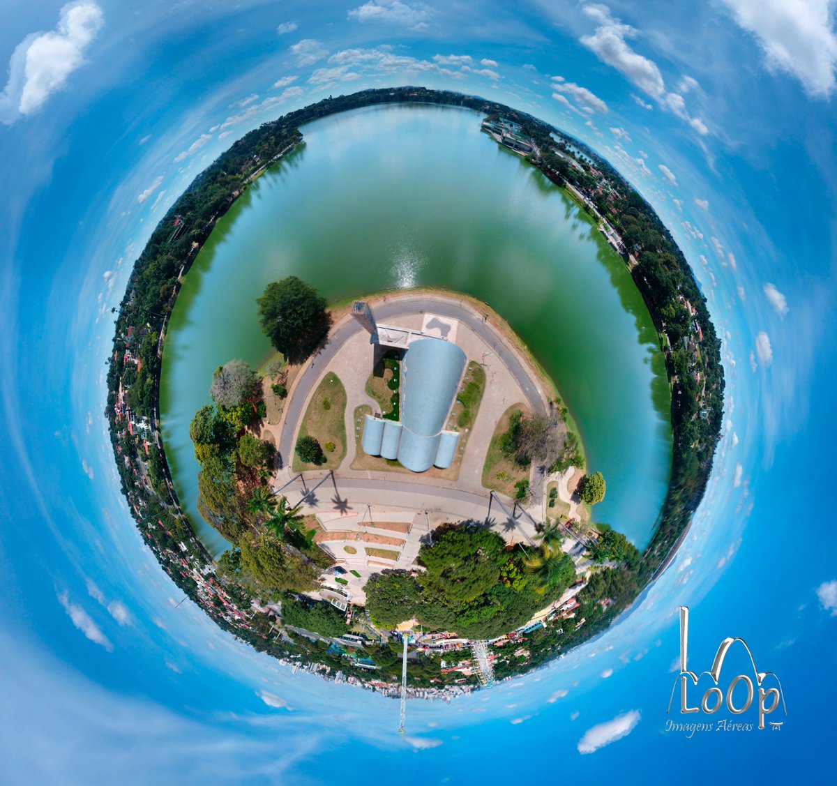 LoopDrones's tweet photo. Igrejinha da Pampulha. #mg #pampulha #igrejinha #drone #bh #minasgerais #loop #loopdrones #littleplanet #pequenoplaneta #patrimoniomundial https://t.co/E67U54ET2O