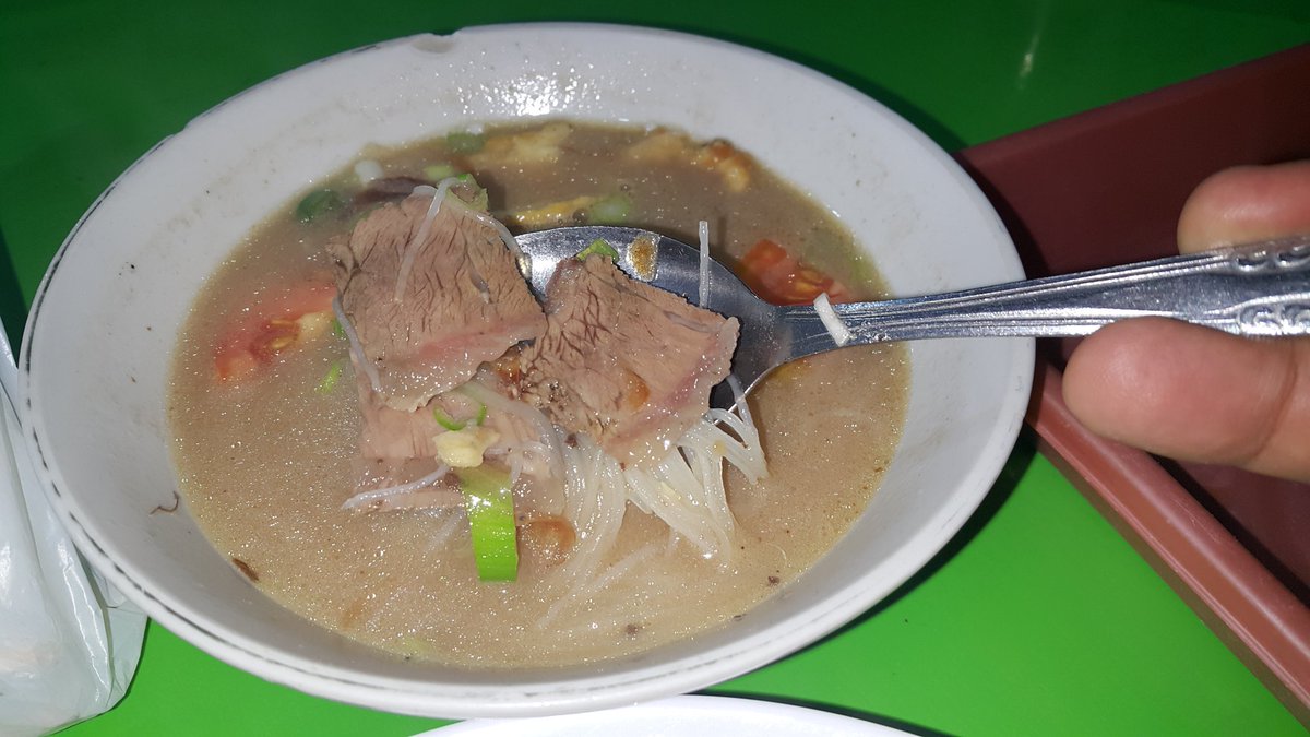 Soto Daging Sapi di WM "Sop dan Soto Pak Edi" khas Jakarta, Jl Gejayan....,