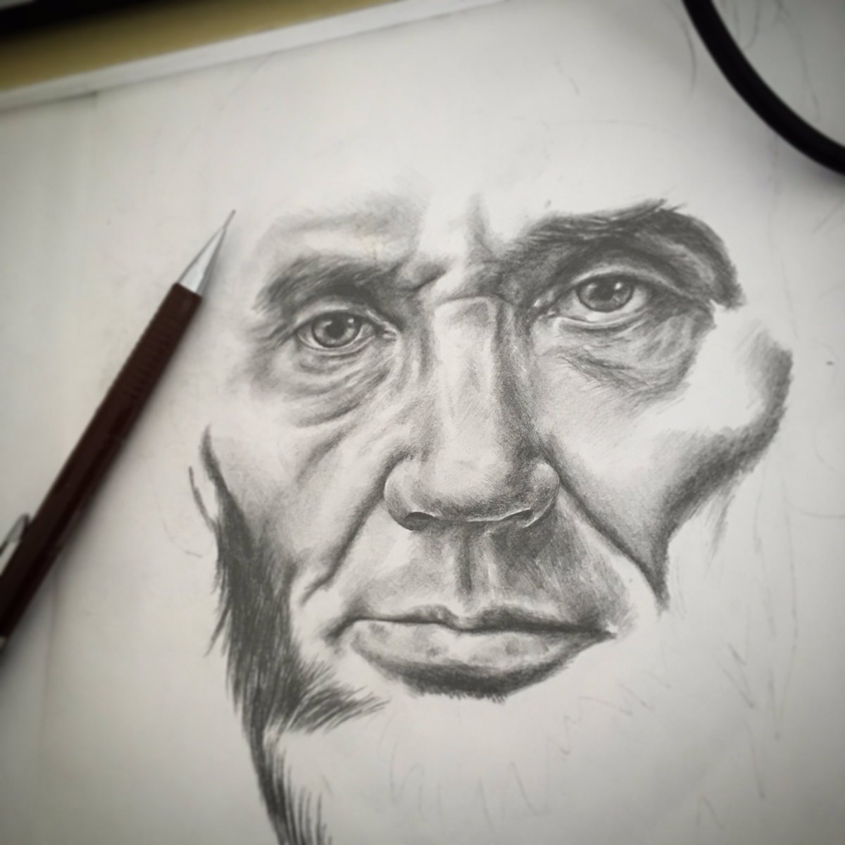 paulryding's tweet photo. Lincoln #workinprogress #illustration #pencil #abrahamlincoln #portraits #art https://t.co/fhtGx8ZX9O