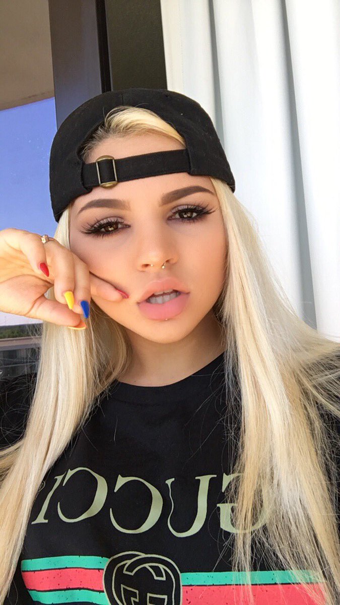 Baddie (@baddiesubmit) / Posts / X