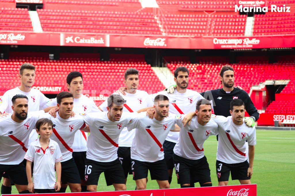 SevillistaRadio's tweet photo. Baja sensible para la visita al Reus Esportiù
#SevillaAtlético #TDSDeporte #LaLiga123 https://t.co/v2FmACkX9I https://t.co/zXTeYpvlqY