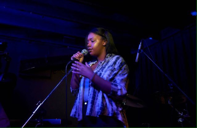 VISUALBODHI's tweet photo. YASMINE ANN @FAYE MEANA'S EP LAUNCH PARTY 10/05/17- Servant Jazz Quarters, Dalston.

Killed it, opening the show!

Photo by @jackchilduk https://t.co/bEuFmt1owV
