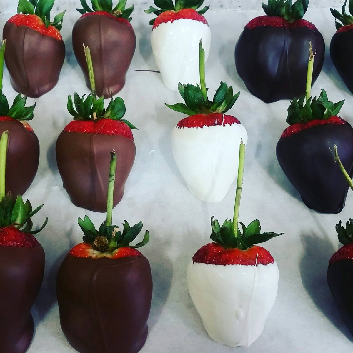 We have #LongStem #ChocolateDippedStrawberries for #MothersDay! Show #Mom you #Love her! #chocolate #strawberries   #MomDeservesTheBest