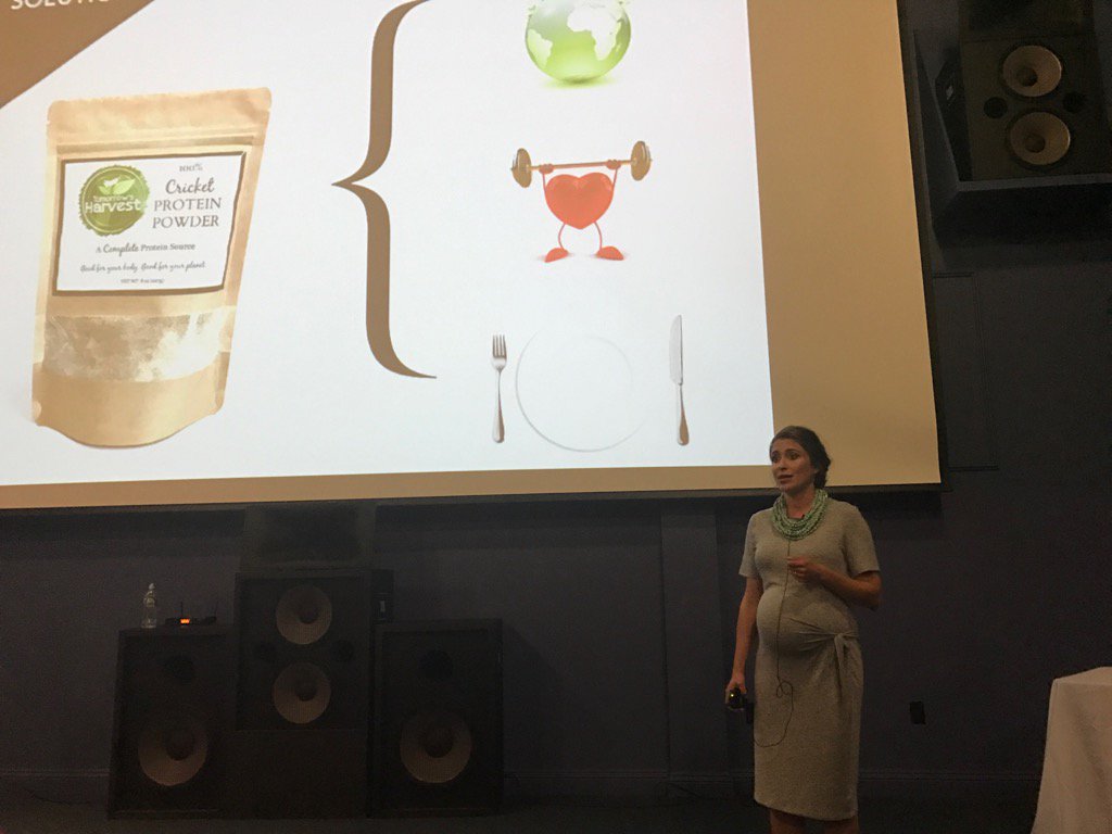 LaunchVT's tweet photo. Jen Swanson of @tom_harvest sharing how sustainable crickets are #launchvt2017 https://t.co/gkKTndb18E
