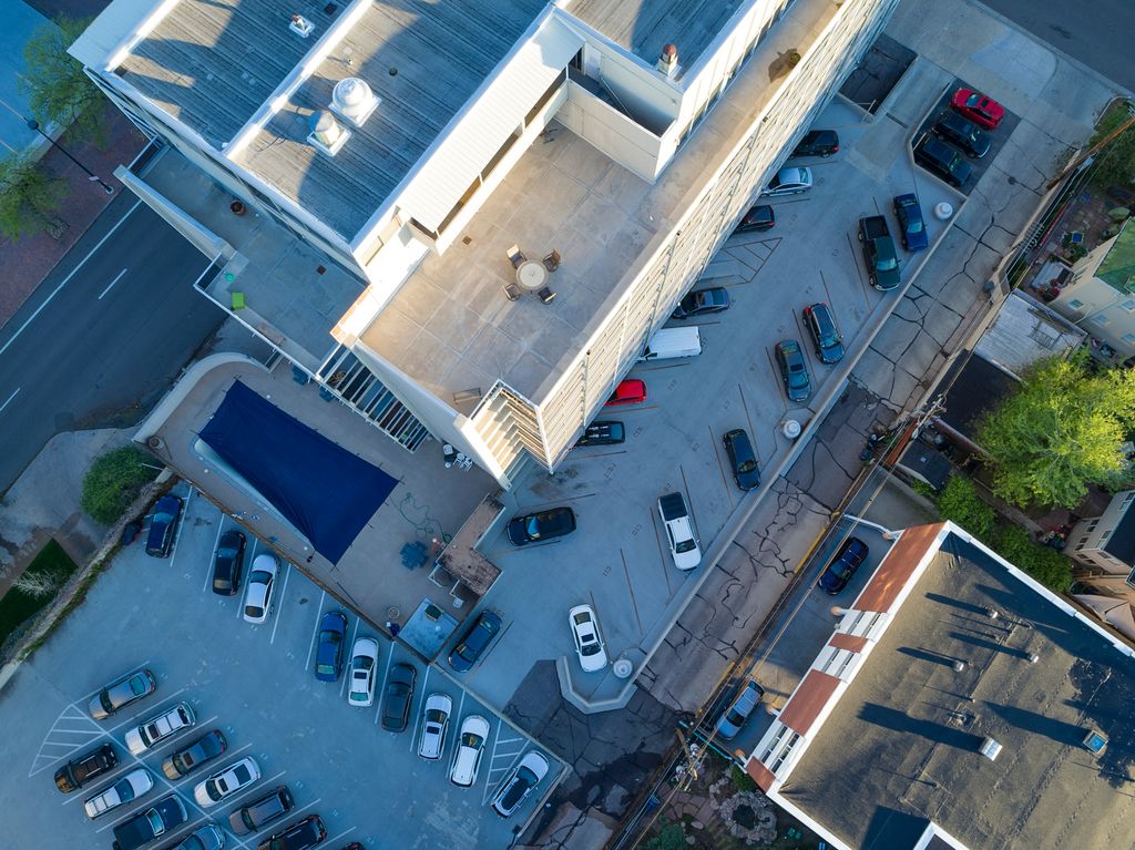 AeonUnmanned's tweet photo. We can shoot you commercial property as well! Hit us up at https://t.co/RZwuedvhx7 #getdroned #denverdrones https://t.co/JqhsBMPSMF