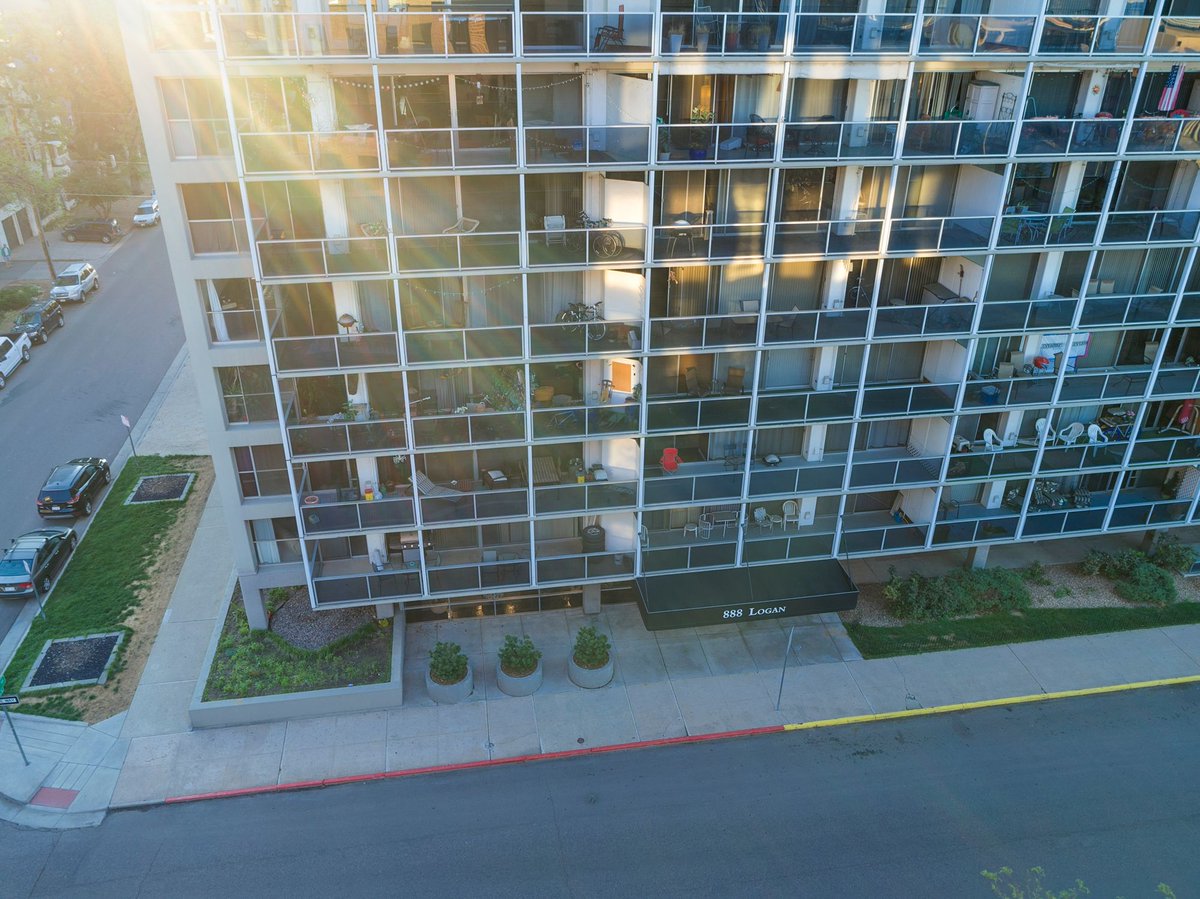 AeonUnmanned's tweet photo. We can shoot you commercial property as well! Hit us up at https://t.co/RZwuedvhx7 #getdroned #denverdrones https://t.co/JqhsBMPSMF