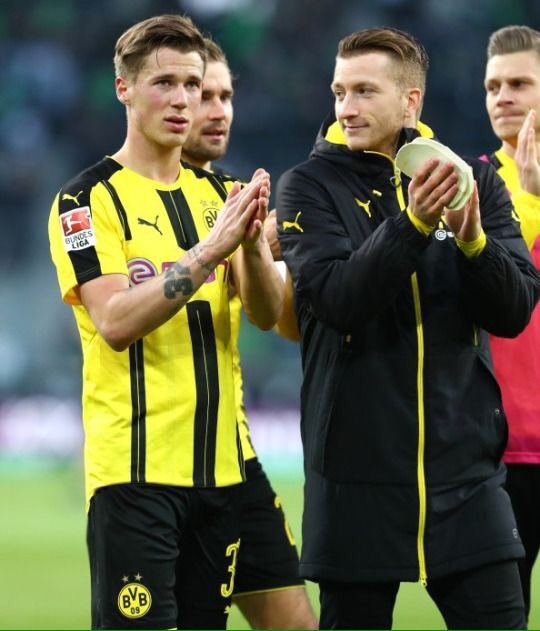 Happy birthday erik durm  