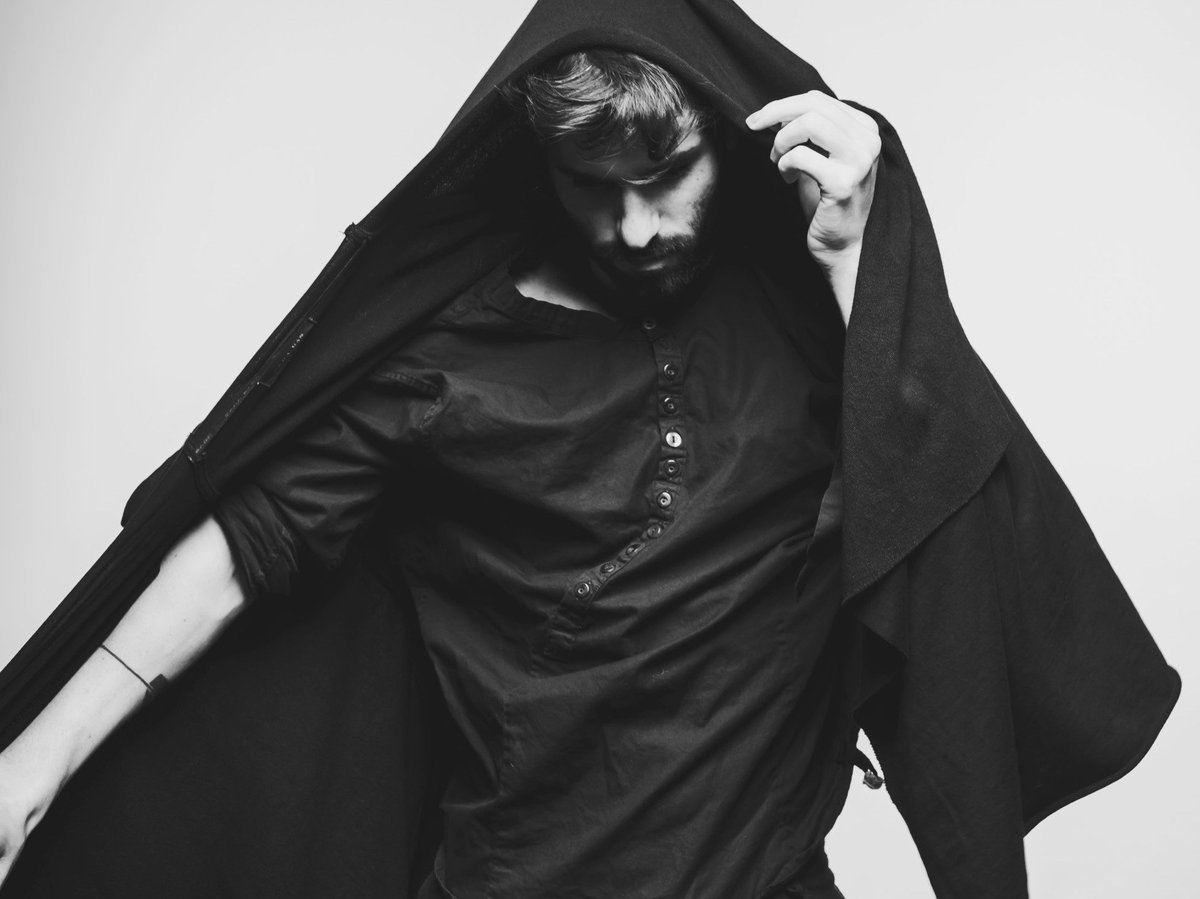 A stunning collection of deep electronic soul. smarturl.it/squiretg
<a href="/SquireMusic/">Jaime Alguersuari</a> <a href="/smokenmirrorsSF/">Smoke N' Mirrors</a>