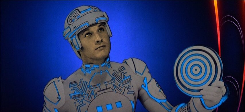 Happy birthday to Bruce Boxleitner, who portrayed Tron in the cult classic and its 2010 sequel! 