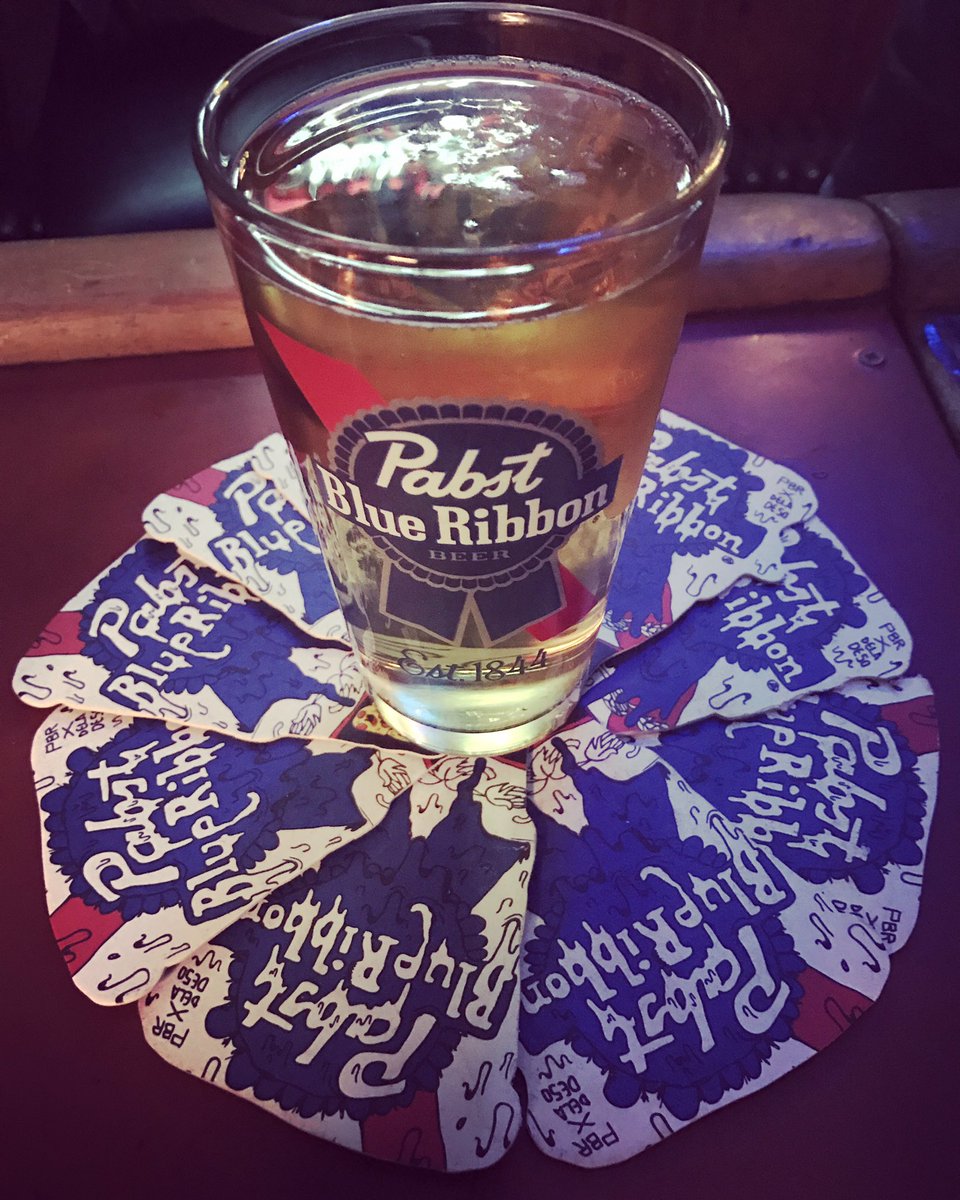 cornerchicago's tweet photo. We made it. Happy Hour 4-8pm: $5 #PBR Pitchers-All Night: $2 PBR Pints. Friday, you are one sexy beast #divebars #bucktown @PabstBlueRibbon https://t.co/ZRJ7mvnIt0