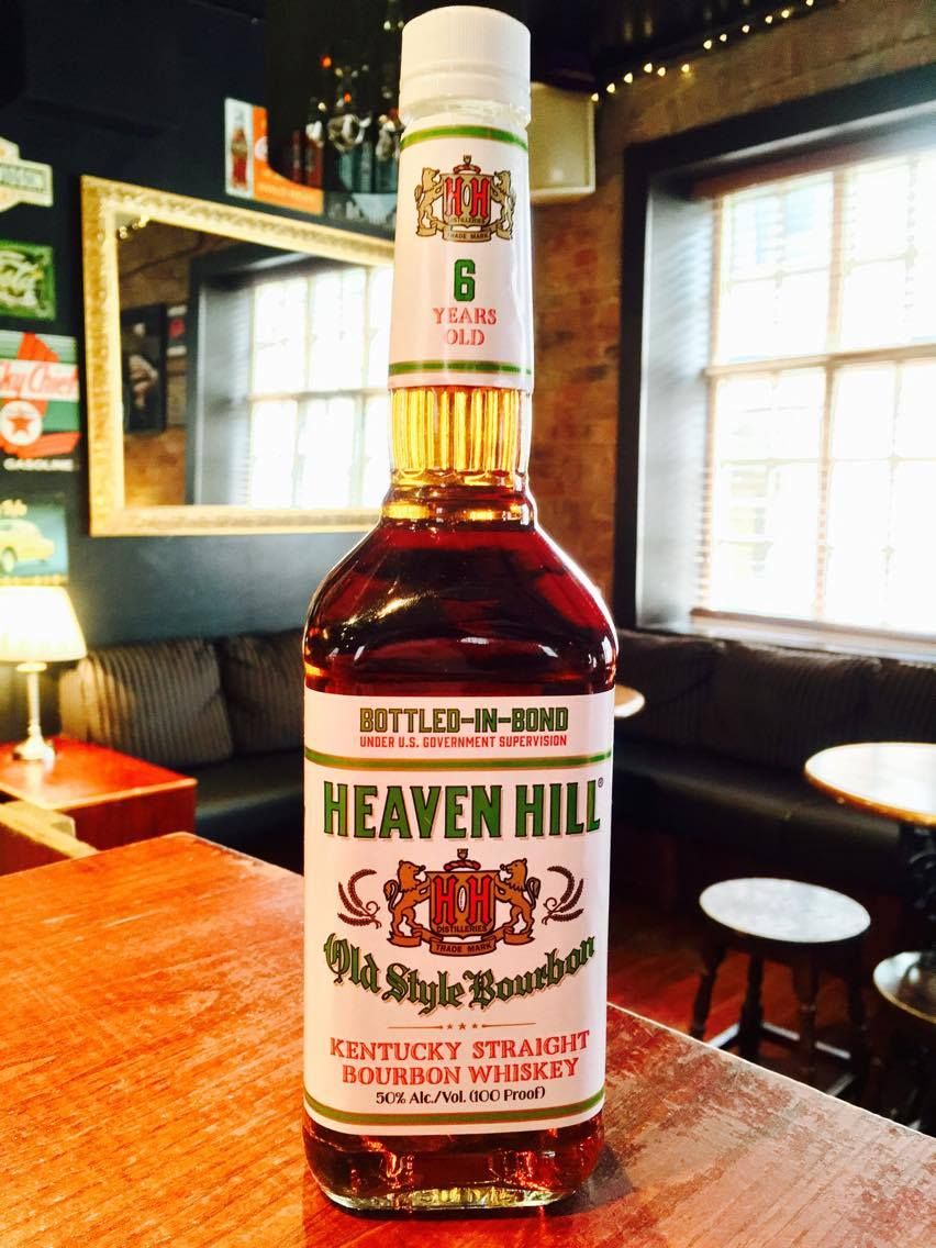 Heaven Hill 6 Year Bottled in Bond expresses flavours of oaky caramel with hints of apple, mint &amp; walnut, finishing with cinnamon &amp; clove.