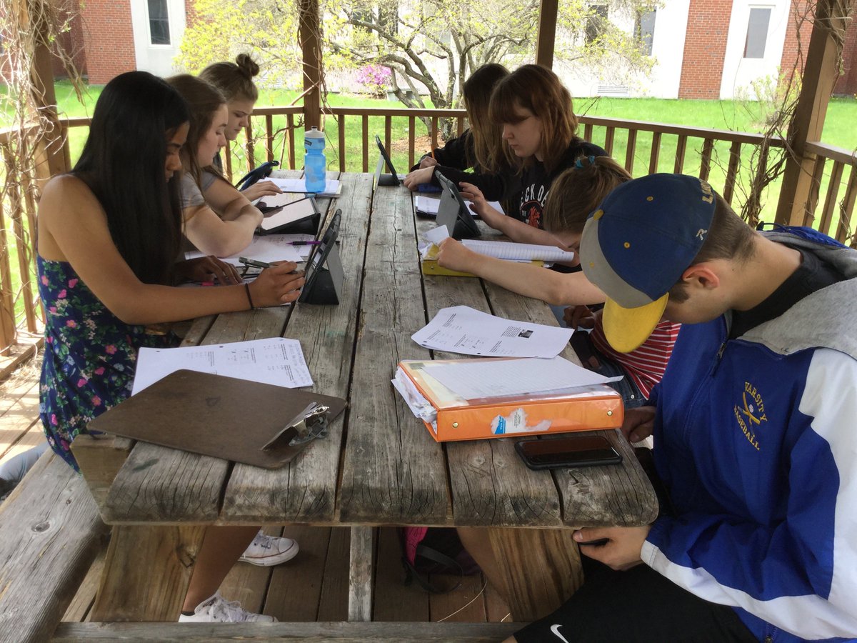 NellieTeaches's tweet photo. White paper hurts our eyes in the sun, so we all have to sit under the gazebo-better for collaboration anyway! #MathTogether #LamoilleLearns https://t.co/v62jWCRVcX
