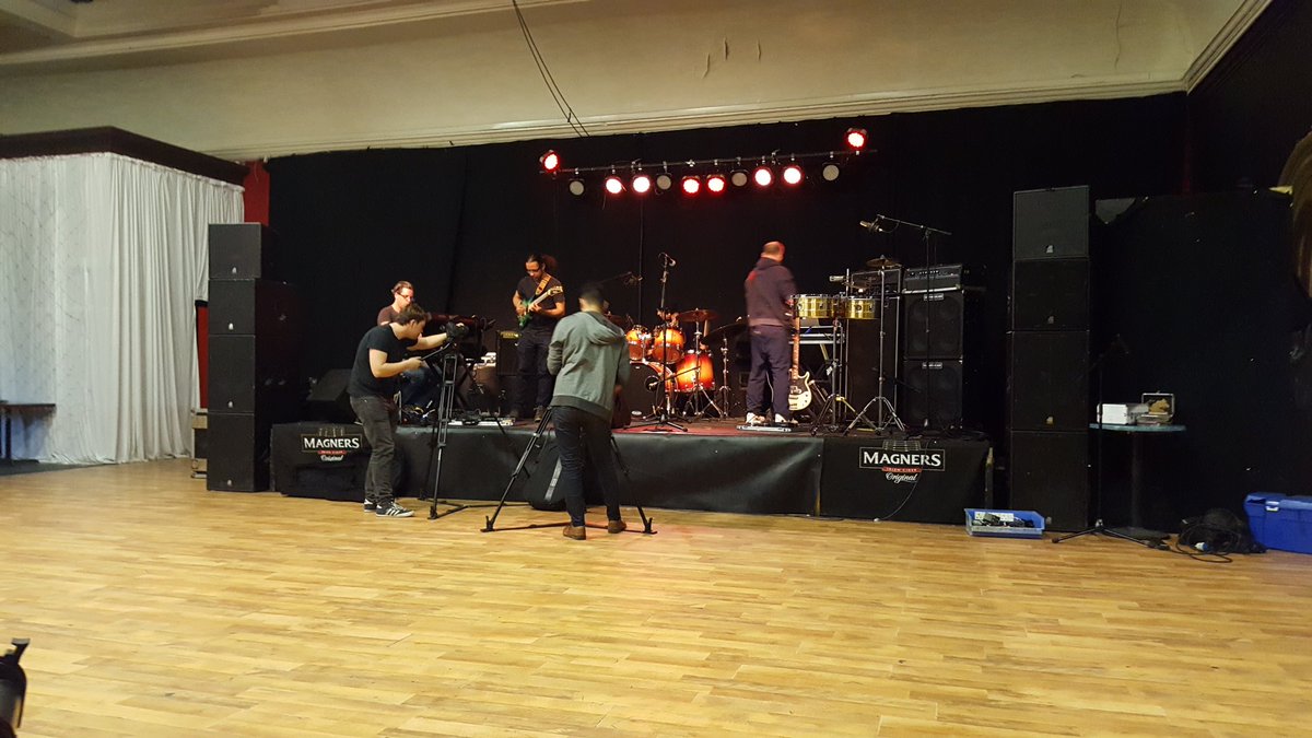 3MsMusicUK's tweet photo. #GigSetup not long now! @realjahwobble @HertsCornExchg #exciting https://t.co/O8AElEdk8l