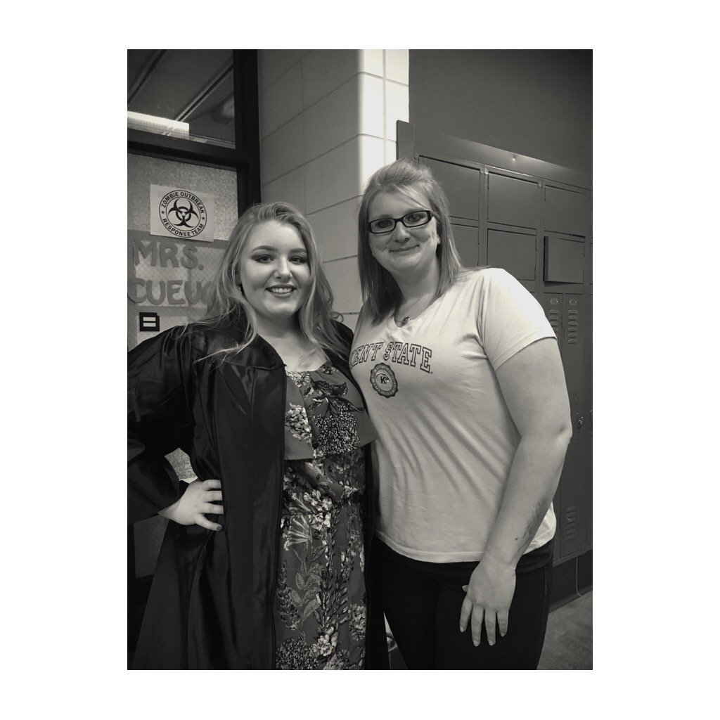 BoeschJordan's tweet photo. Thank you for being my mentor, my rock, and my favorite teacher. I owe you ❤️ @mrscuev https://t.co/BLtOGXS5yS
