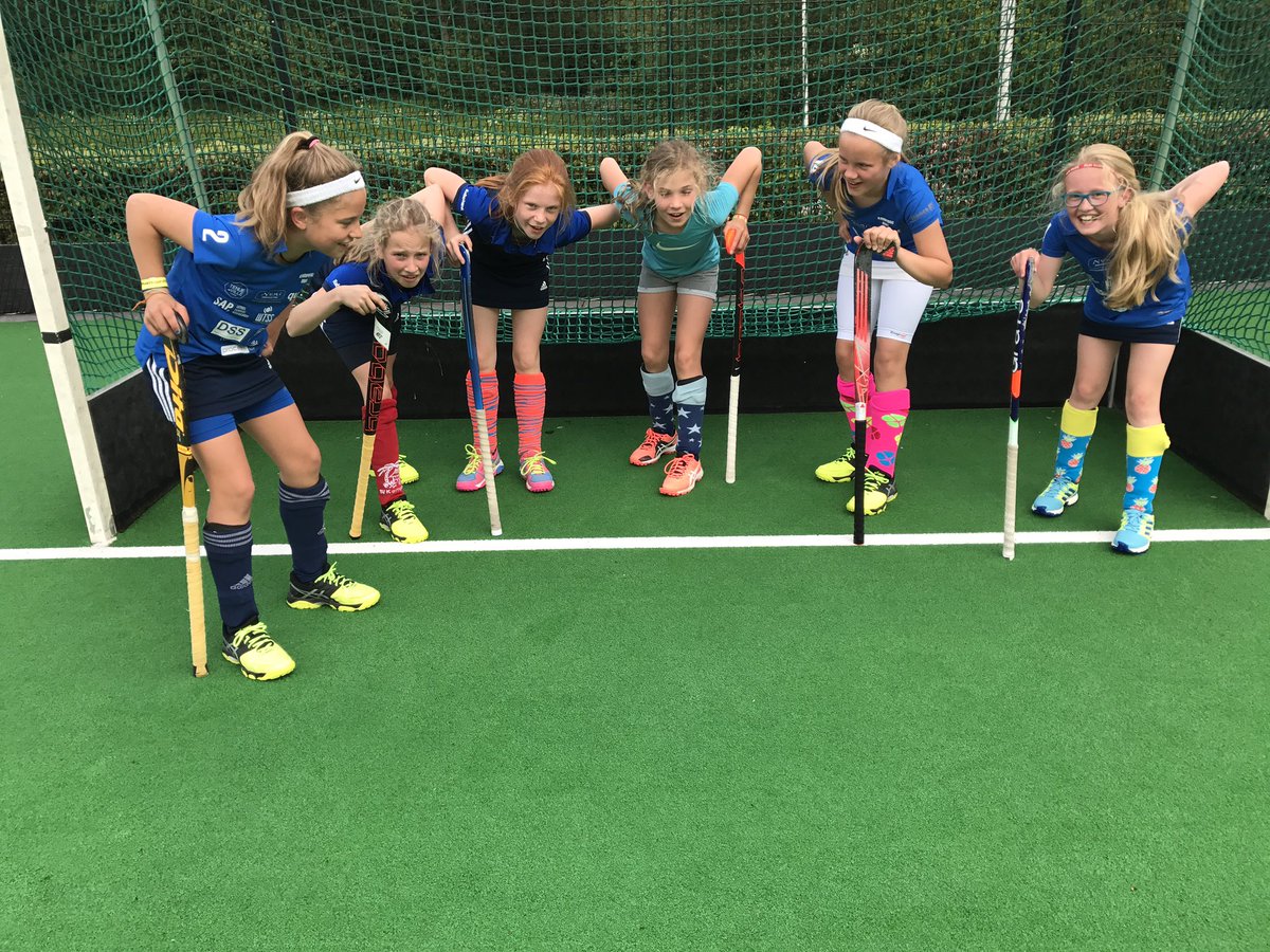 KampongMd1's tweet photo. Deze week selectietrainingen gehad, maar vandaag weer met het team getraind 🏑 Morgen 9.00u thuis tegen SCHC MD1 💙 #opleiden #talent https://t.co/eVEL1X3X55