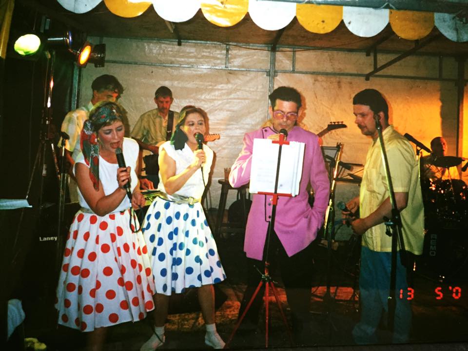 RillaarTweets's tweet photo. #Rillaar Foewer laaif met Lucky Luk and the kikkerbillen. #goodolddays https://t.co/C0bSpWM1c0