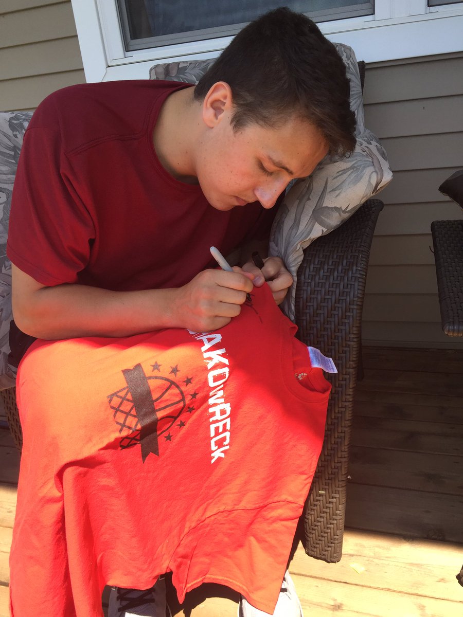 TacCoplin's tweet photo. Big T-shirt signing from @SamLoraas for the garage sale https://t.co/LPmJkvbCQu