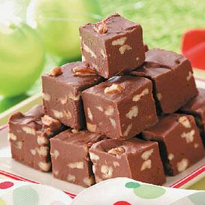 PassChuu's tweet photo. Nutty Fudge it is. Get these at Devon House.
#Chocolate #Nuts #HopeRoad #Kingston #PassChuu https://t.co/apVAOYUqFJ