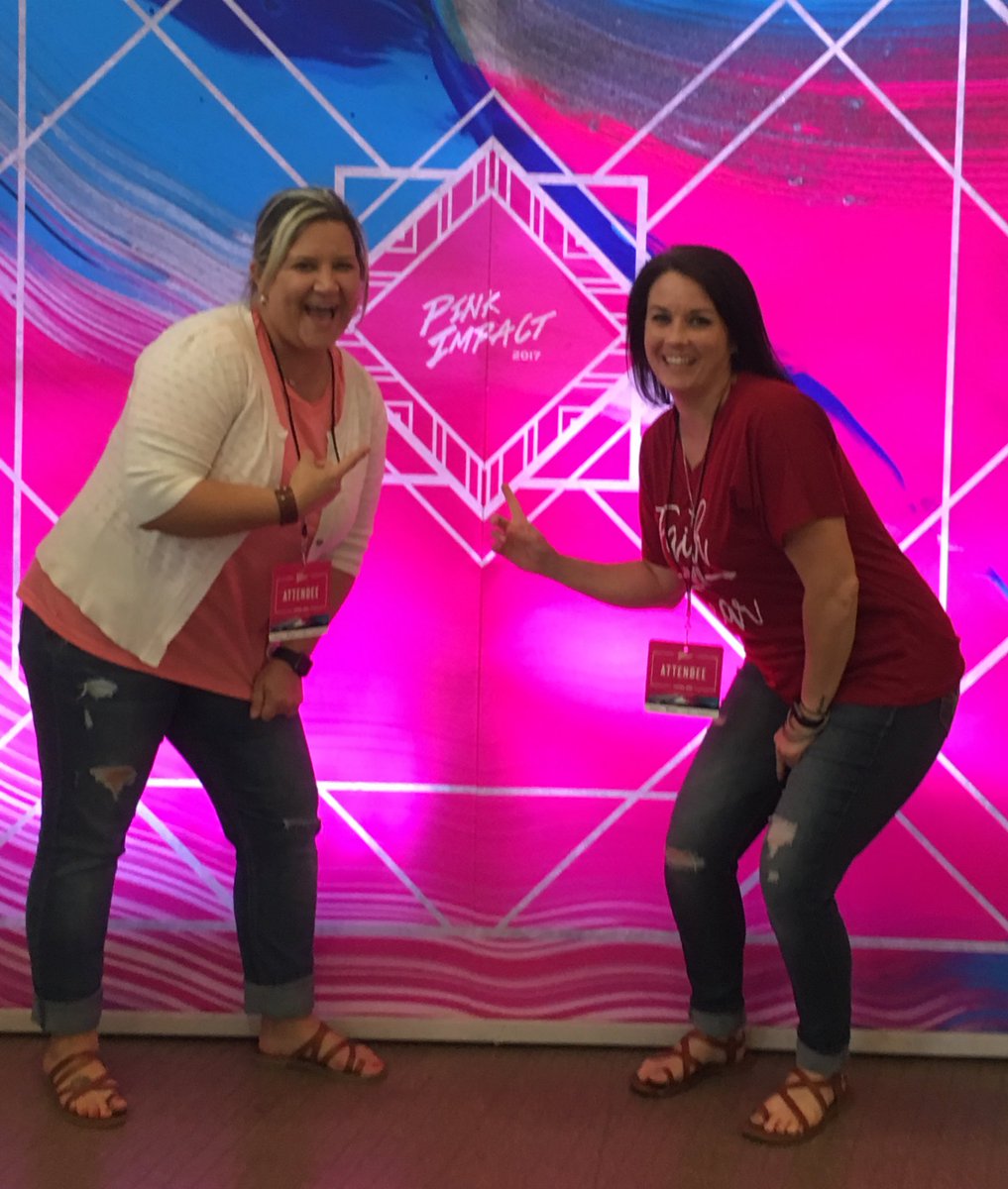 kfloyd76's tweet photo. So glad to be here at #pinkimpact with @candles2love https://t.co/92Z4LYTl4Z