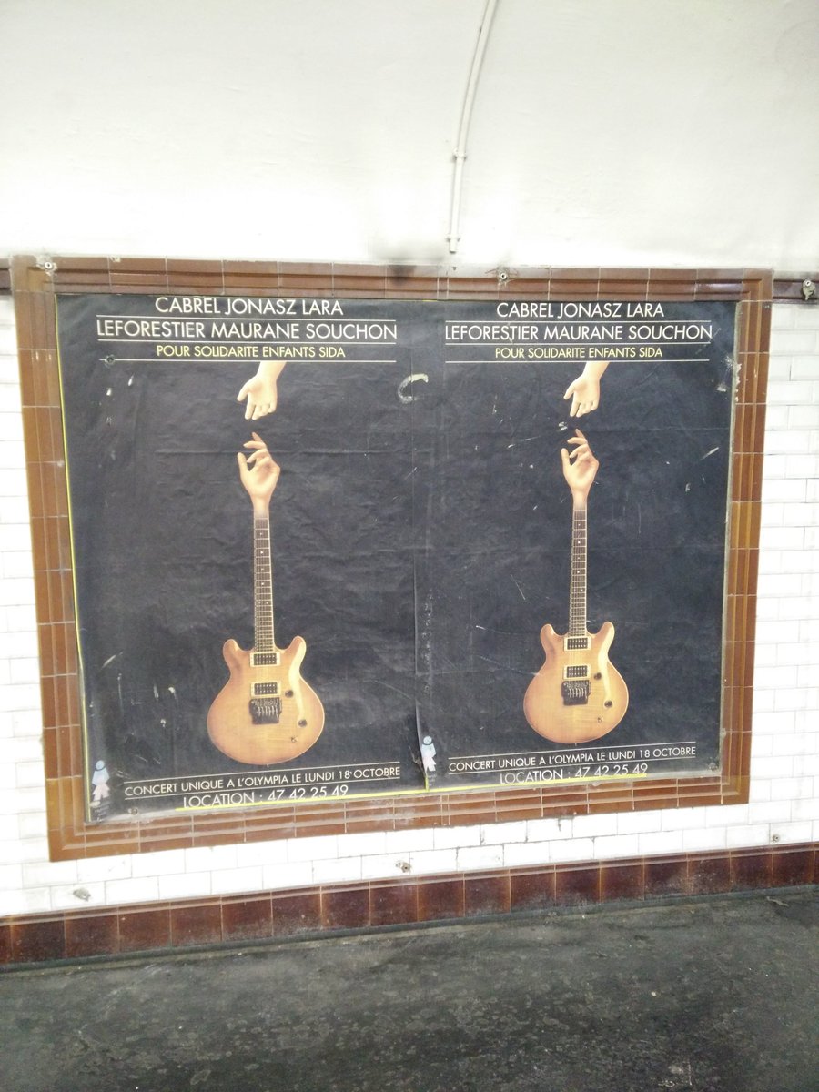 DavidRetiere's tweet photo. Petite pépite trouvée sous les multiples affiches décollées, dans une station de métro parisienne. Cc @Maurane https://t.co/Duc00hDFui