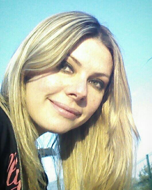 Que tengan una bella tarde de #Viernes ✌ Al menos aquí en la región de #Valparaiso ya no llueve 😺 Besos a todos 💋