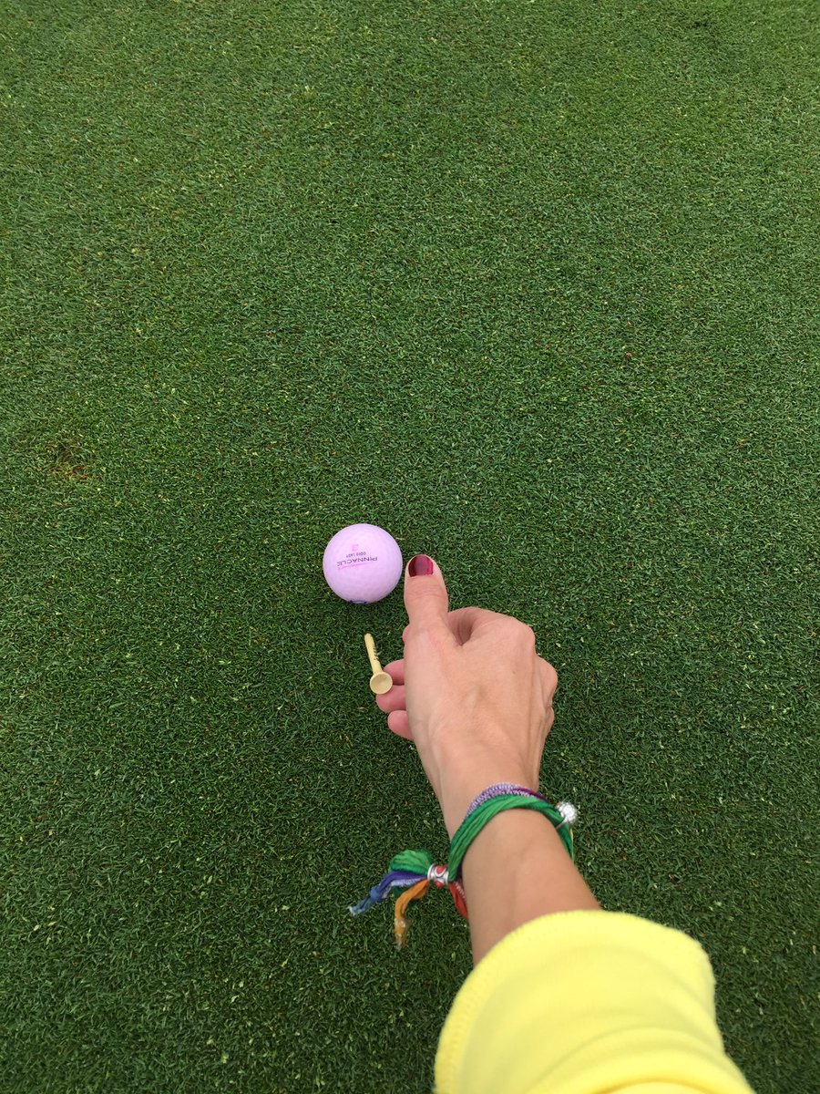 GolfyModa's tweet photo. #pulseradegoMF #CenicientaDelGolf @vgbea https://t.co/PDFXbT7W9f