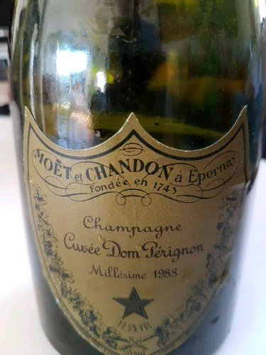jovsel's tweet photo. Check out this wine. I'm giving it 4.5 of 5 stars with the @Vivino app:https://t.co/tRGcja6oz5 https://t.co/ijywYX7oR6