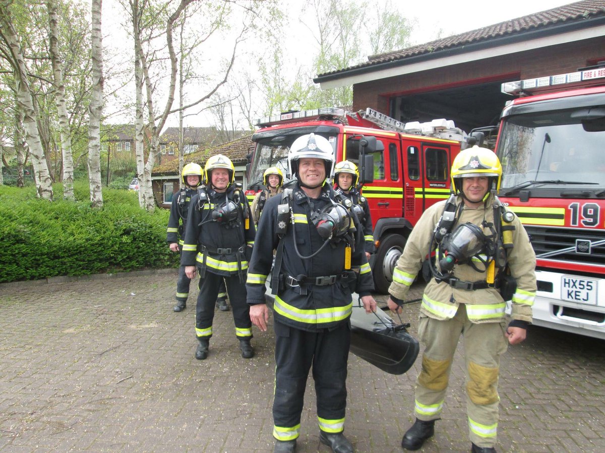 facebook.com/portsmouthnews… <a href="/firefighters999/">Fire Fighters Charity</a> @Hants_fire <a href="/portsmouthnews/">The News, Portsmouth</a> <a href="/waterlooville19/">Waterlooville Fire Station</a> <a href="/Cosham23/">Cosham Fire Station</a>