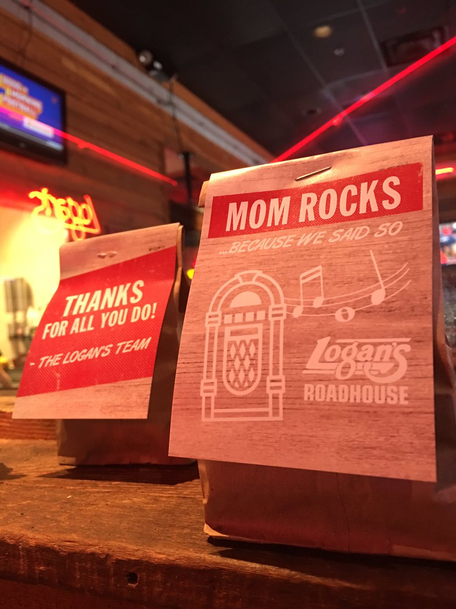 charlie_eblen's tweet photo. The Magic City Logans ready for all the Moms! https://t.co/J87HR8EecF