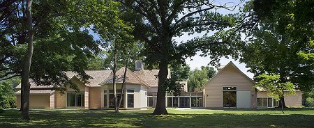 CTAncestry's tweet photo. The Connecticut Ancestry Society will hold its annual meeting and 
program Sunday May 21, 2017 at the Fairfield Museum and History 
Center https://t.co/3xhP1Prkf7