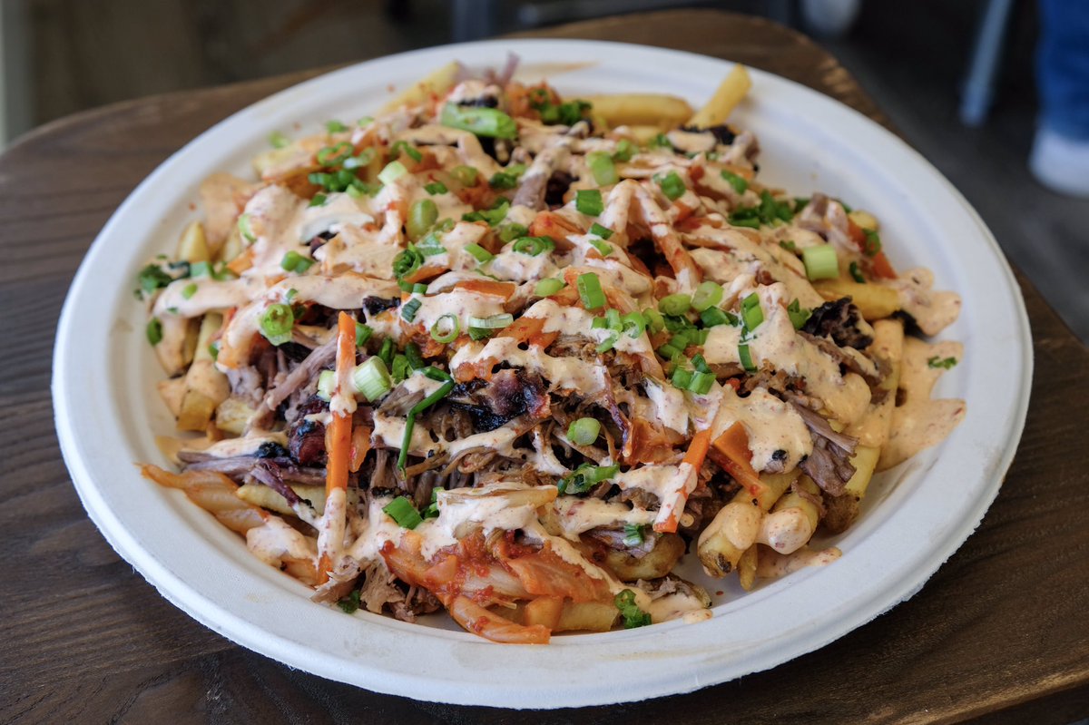 TheSmokingHo's tweet image. Took advantage of being off today. Hit up @PFTXBBQ and devoured this smoked brisket Kimchi (homemade) fries. Holy hell.