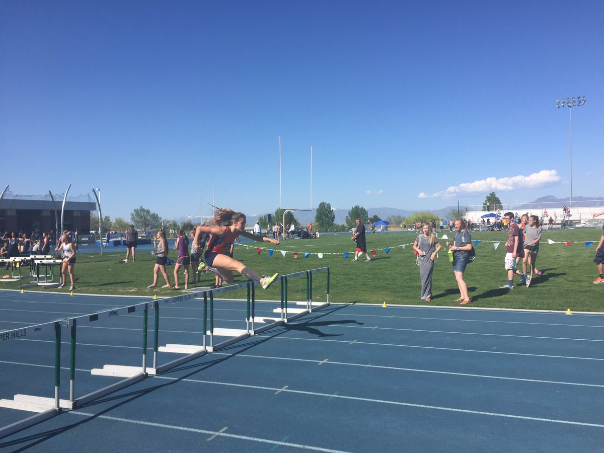 RunningBengals's tweet photo. Jordan Brandt is Region Champion in her 4 events at Region Track: 100H, 300H, 200 &amp; long jump! https://t.co/vVhGErxgOT