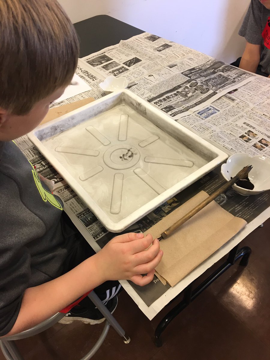 JulieBarth5's tweet photo. Children's Museum/Japan House Field Trip!  What a great day! Ask to see your child's Suminagashi art! https://t.co/MHxsCkyFJa