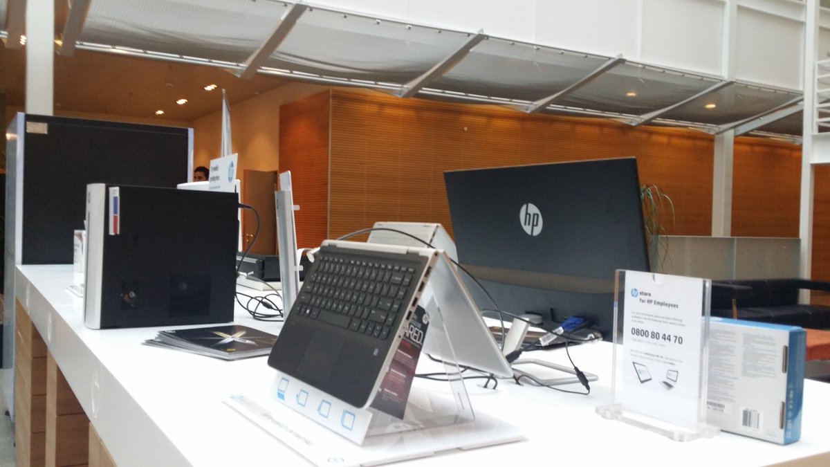 theportatcern's tweet photo. Some pics from the #SmartCity hack @HP Meyrin #SCHK #Geneva #innovation #urbanplanning https://t.co/9DBbBzweV3