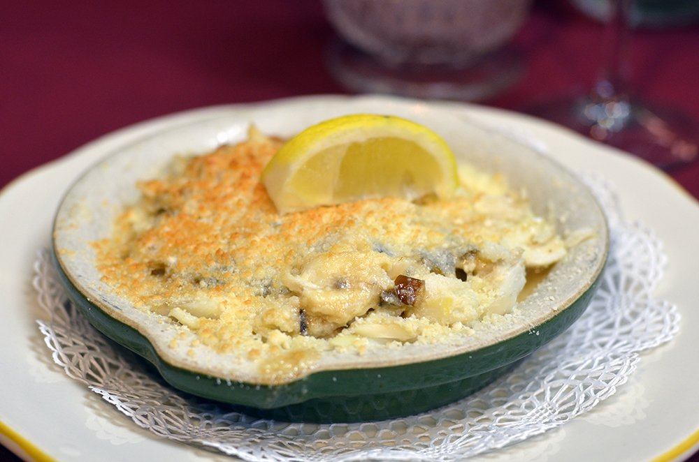 When crab meat, shrimp and cheese get together, everyone wins. #delicious #Italian #vincents