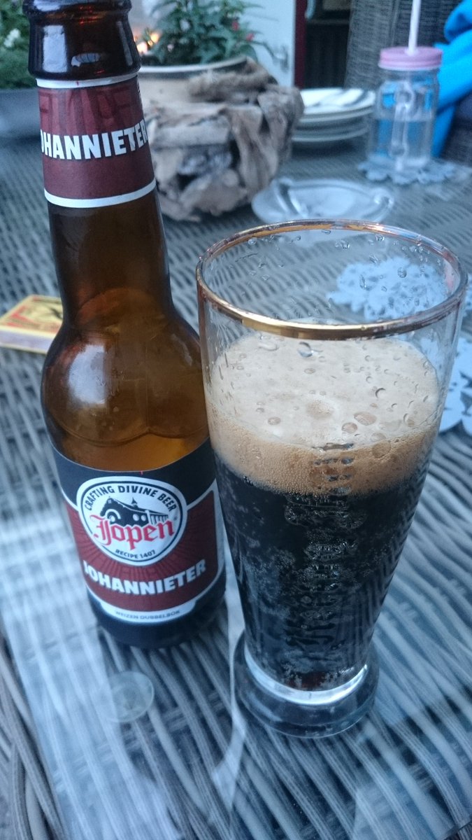 #Inhetglas Johannieter,  dubbel weizenbok van <a href="/Jopenbier/">Jopenbier</a>.  #lustjohanwel Rene bedankt <a href="/VanErpDranken/">Van Erp Dranken</a>