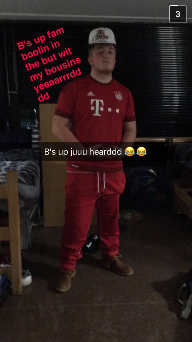 Carlos_Reyes08's tweet photo. happy birthday to my brother from another mother have a good one tonight bro live it up! π @PaulPacione #stonkey https://t.co/w0rbhKgprU