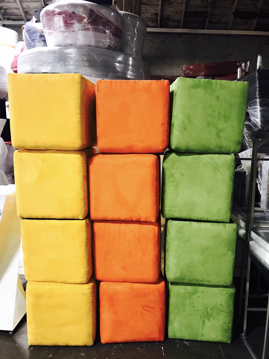 You want color? We have tons of it!
Unleash your Creativity.
.
 #unleashyourcreativity #event #eventdesign #party #design #art #luxloungeefr