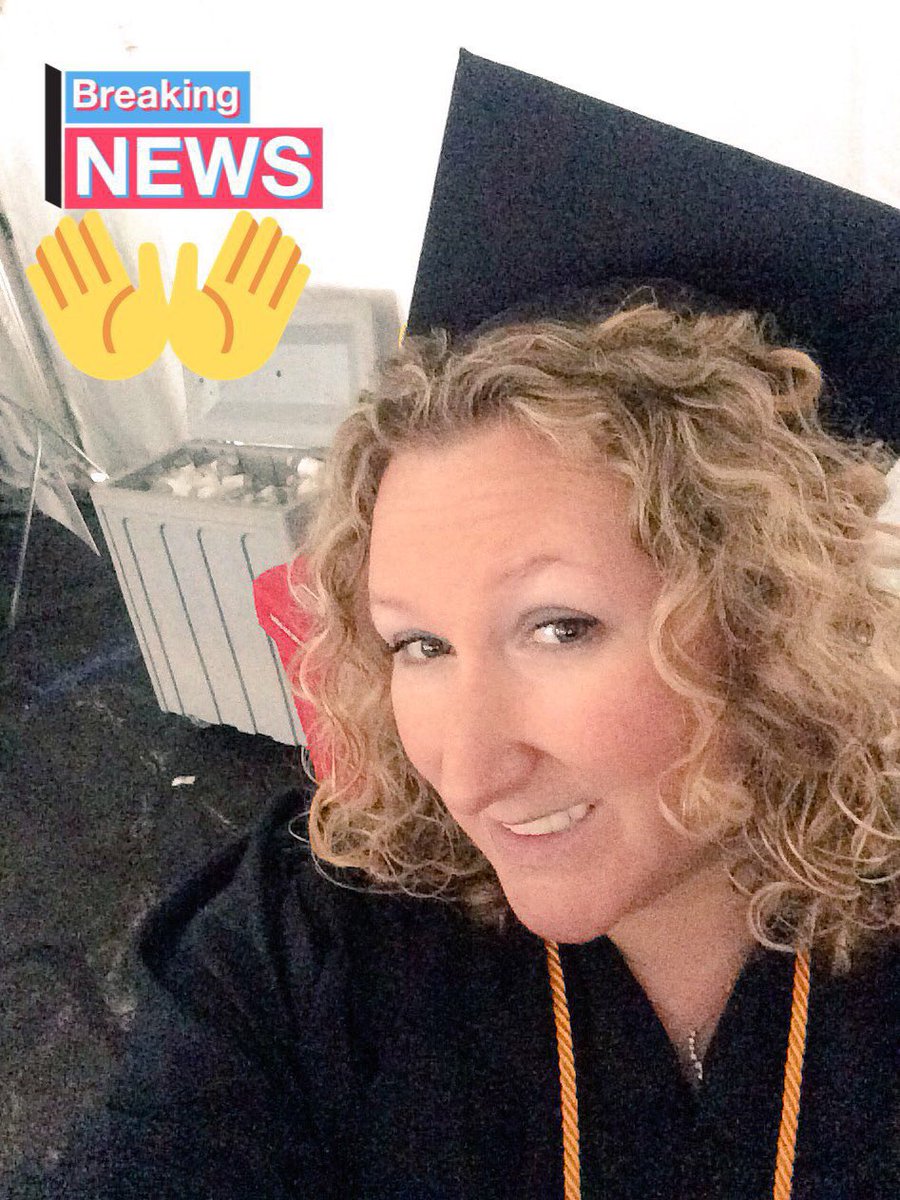 Jessica_7717's tweet image. Finally, Graduation!! #NortheasternCPS #cpsgrad #classof2017 #classmarshal