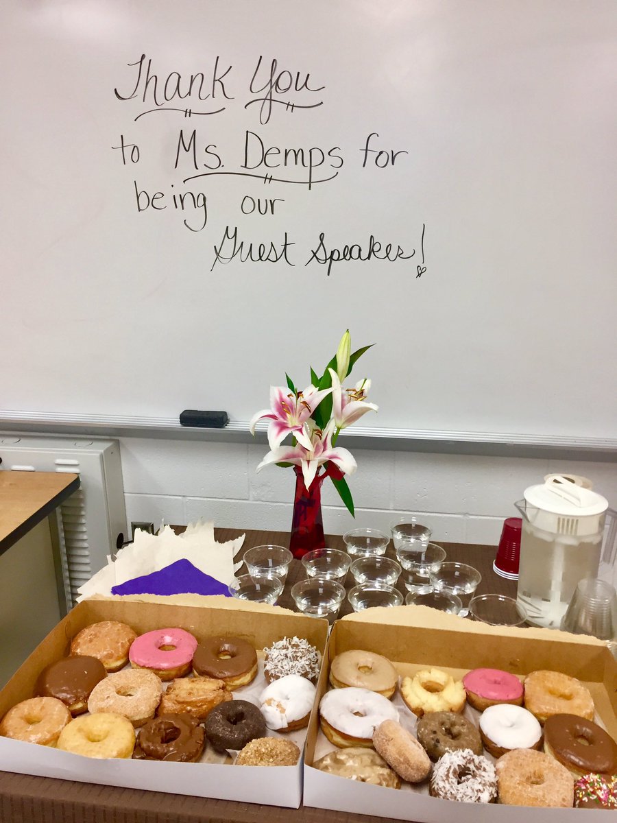 CDCMrsGuinn's tweet photo. Thank you Ms. Demps, for being our Career Cafe Guest Speaker on your Career & being a Pro Athlete at CCMMS @CentCampus #CCMMSRedwolves ❤️ https://t.co/QdEviZtmPF