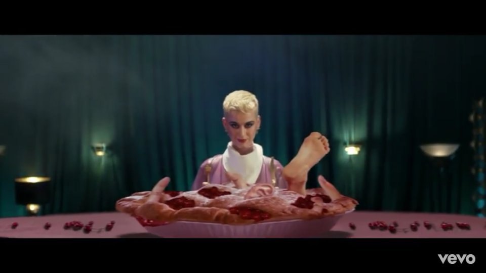 Katy perry bon appetit gif. Перри бон мен слушать клип 67. Кэти перри бон аппетит гиф. Кэти перри бон аппетит. Кэти перри аппетит клип.
