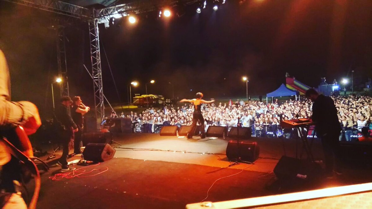 Çanakkale'deki bu muhteşem kalabalığa bin teşekkür;) ne güzelsiniz #aydilgekonseri #aydilge #dardanosyerleşkesi