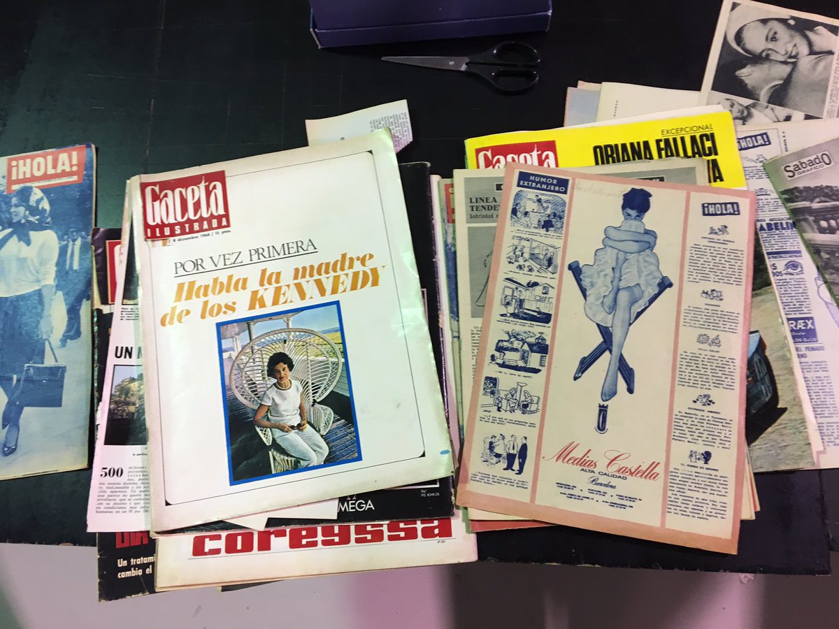 Procesos_C's tweet photo. Están saliendo collages flipantes en el workshop de #SusanaBlasco ! En la sede de #RevistaVisual ❤️✂️📰❤️ https://t.co/ZtMBaNBxJM
