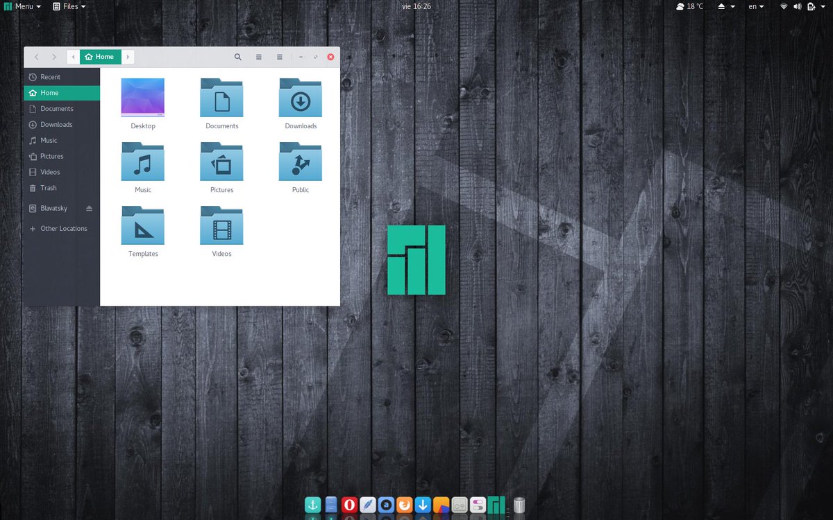 jm_hoffmann's tweet photo. @podcastlinux @yoyo308 @SlimbookEs #LinuxManjaro Gnome desktop 😎 https://t.co/pdV3OoZZN5