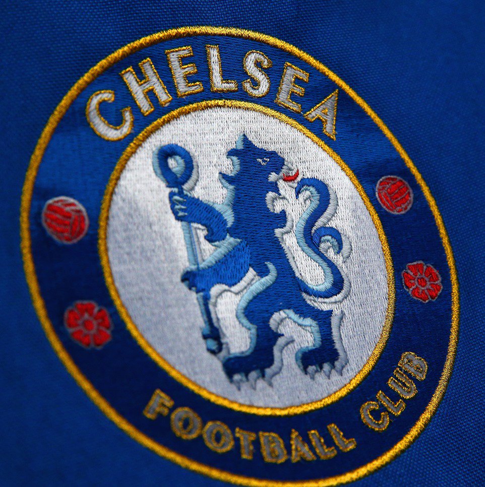 bet365's tweet image. Which is the “bigger” club?

RT – Celtic
❤️ – Chelsea