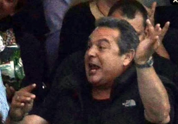 StefanosNtampos's tweet photo. Εδώ βλέπουμε τον ΥΕΘΑ να δείχνει στους Έλληνες τι τους περιμένει τα επόμενα χρόνια https://t.co/PQWlyFhGAC