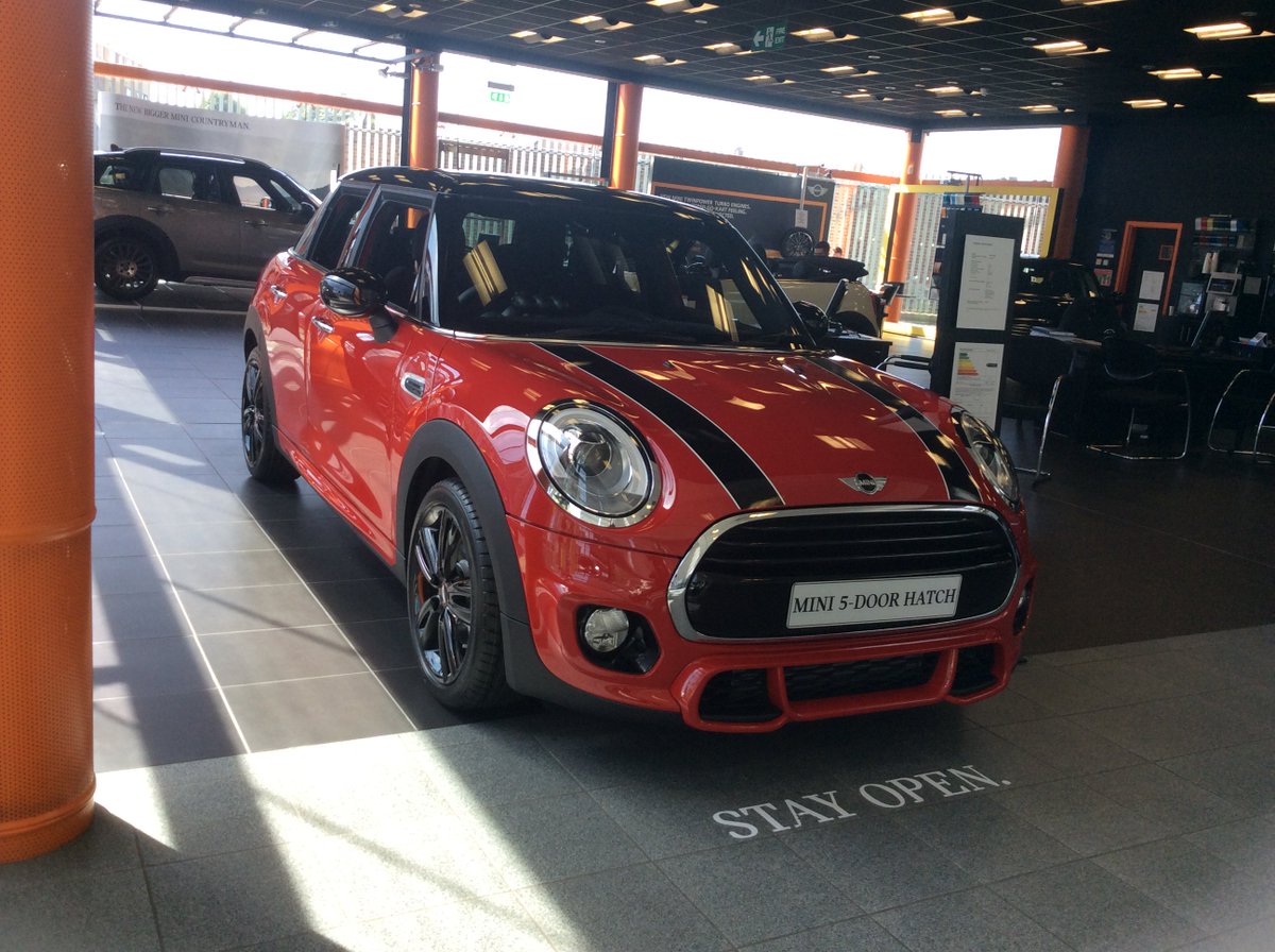 haminigroup's tweet photo. The #MINIHotHatch weekend starts tomrrow!
JCW Sports Pack: https://t.co/fNO8ciPPjJ
Book a test drive here: https://t.co/dZzKrT71b8 https://t.co/VFC5w22yAv
