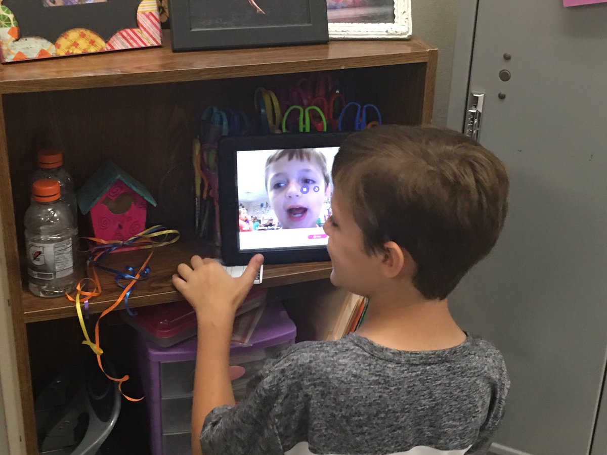 CFieldsITF's tweet photo. Hey @marauder2323 3rd grd loving @RecapThat! Explaining real world area and perimeter they learned while designing dream houses! @Lisabarss https://t.co/KJWjtfuSZe