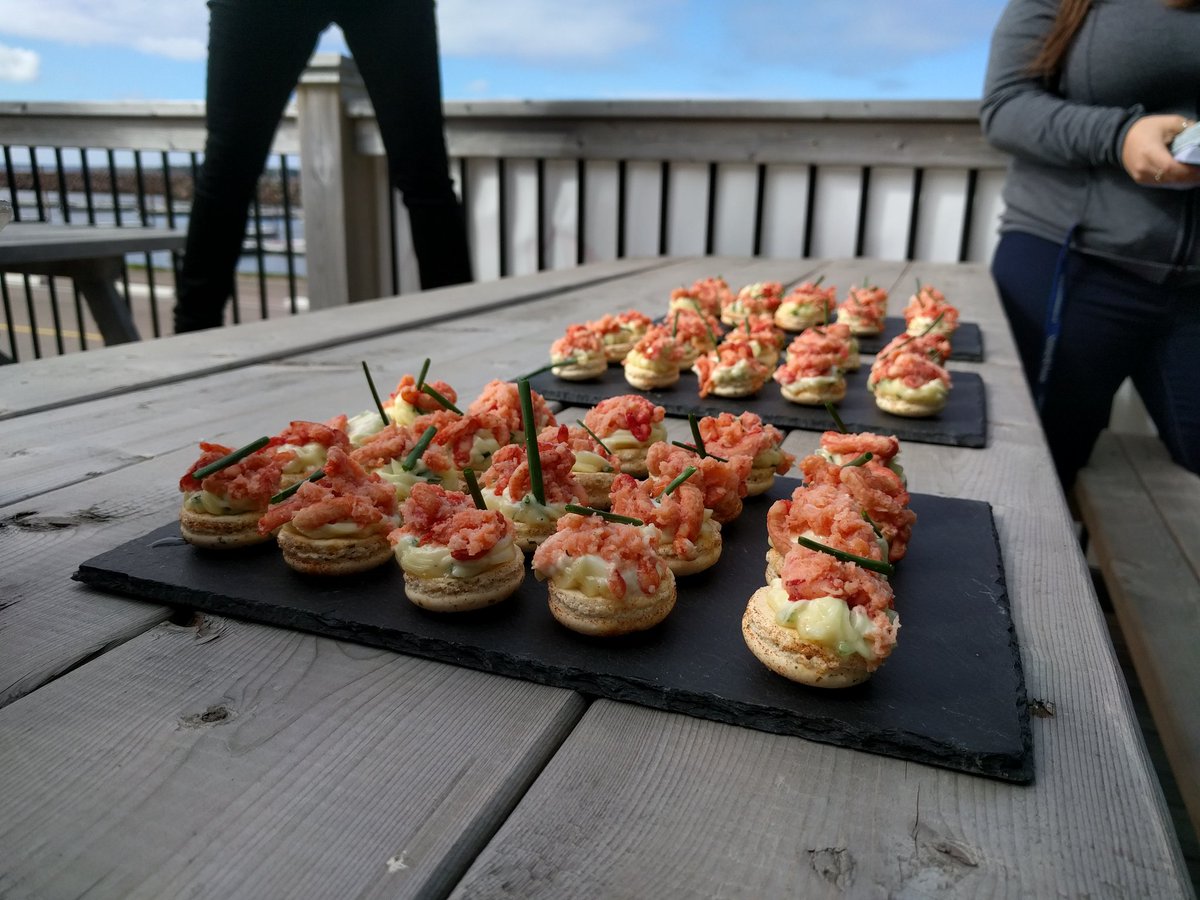 Macarons au homard au Écocentre Homarus Eco-Centre in Shédiac, Nouveau-Brunswick! #SlowFoodCA17 #EatingHeritage #Gouterlhistoire